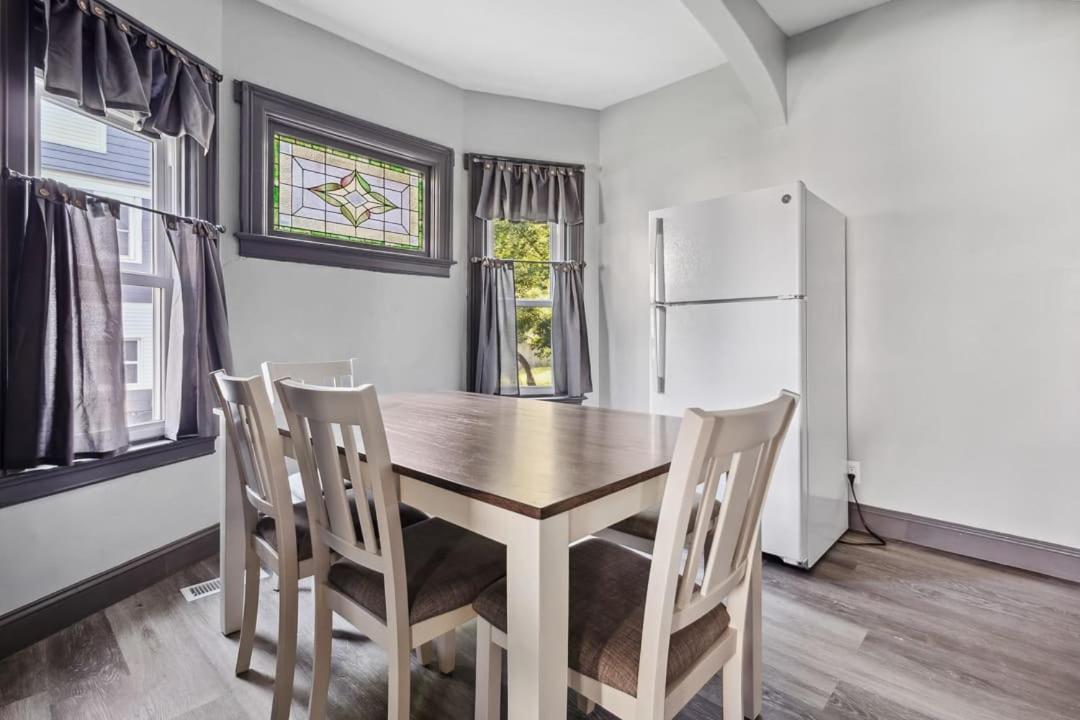 Spacious 6Br 2Ba Minutes For The Falls & Casino Niagara Falls Eksteriør bilde
