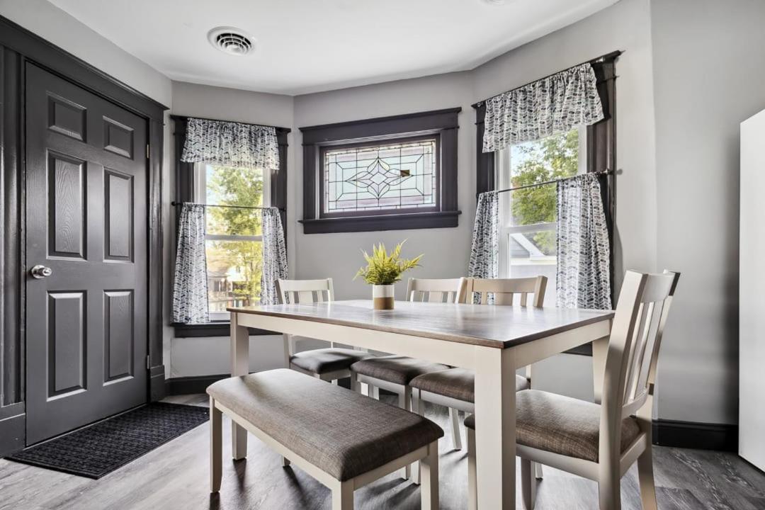 Spacious 6Br 2Ba Minutes For The Falls & Casino Niagara Falls Eksteriør bilde