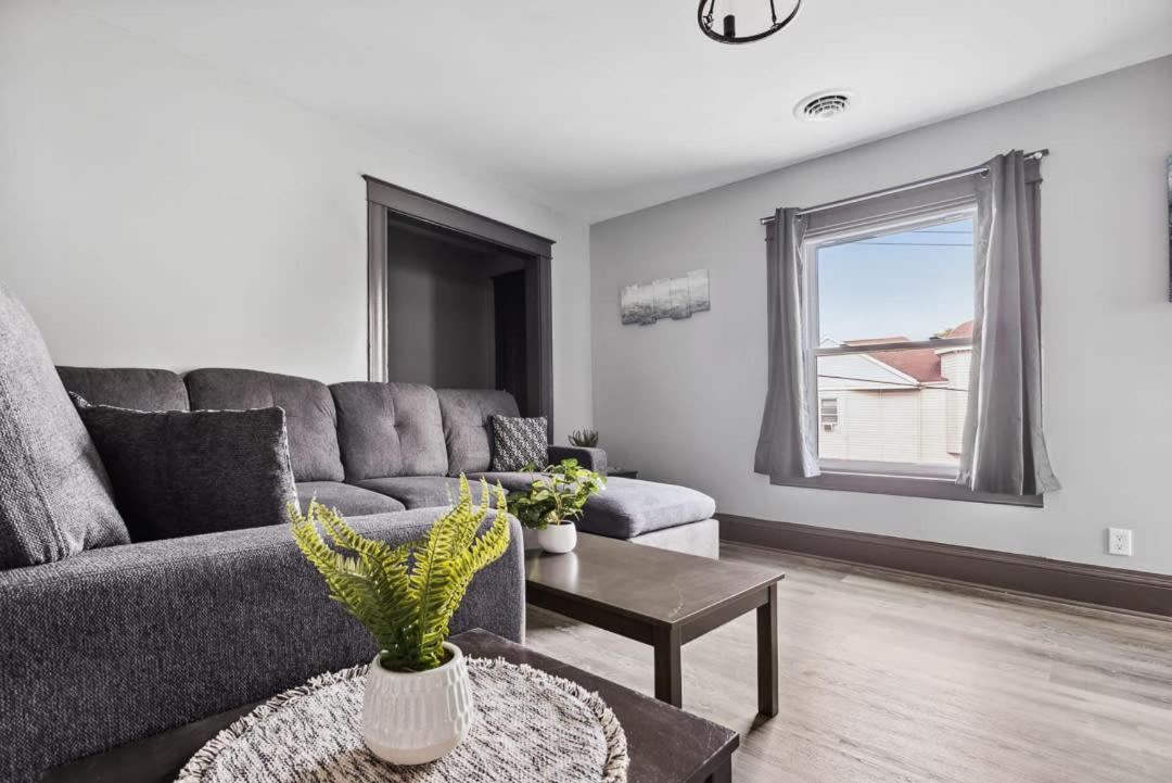 Spacious 6Br 2Ba Minutes For The Falls & Casino Niagara Falls Eksteriør bilde