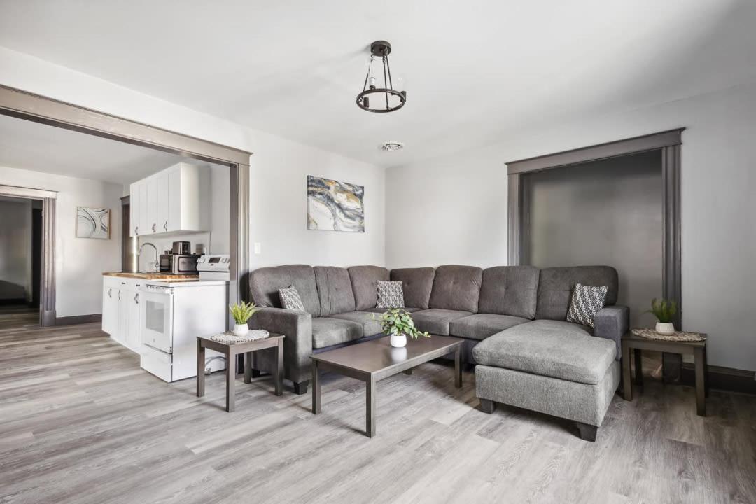 Spacious 6Br 2Ba Minutes For The Falls & Casino Niagara Falls Eksteriør bilde