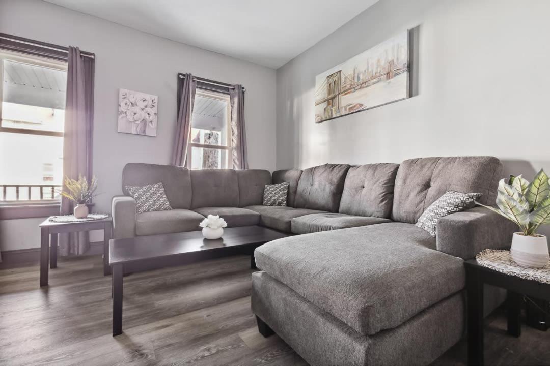Spacious 6Br 2Ba Minutes For The Falls & Casino Niagara Falls Eksteriør bilde