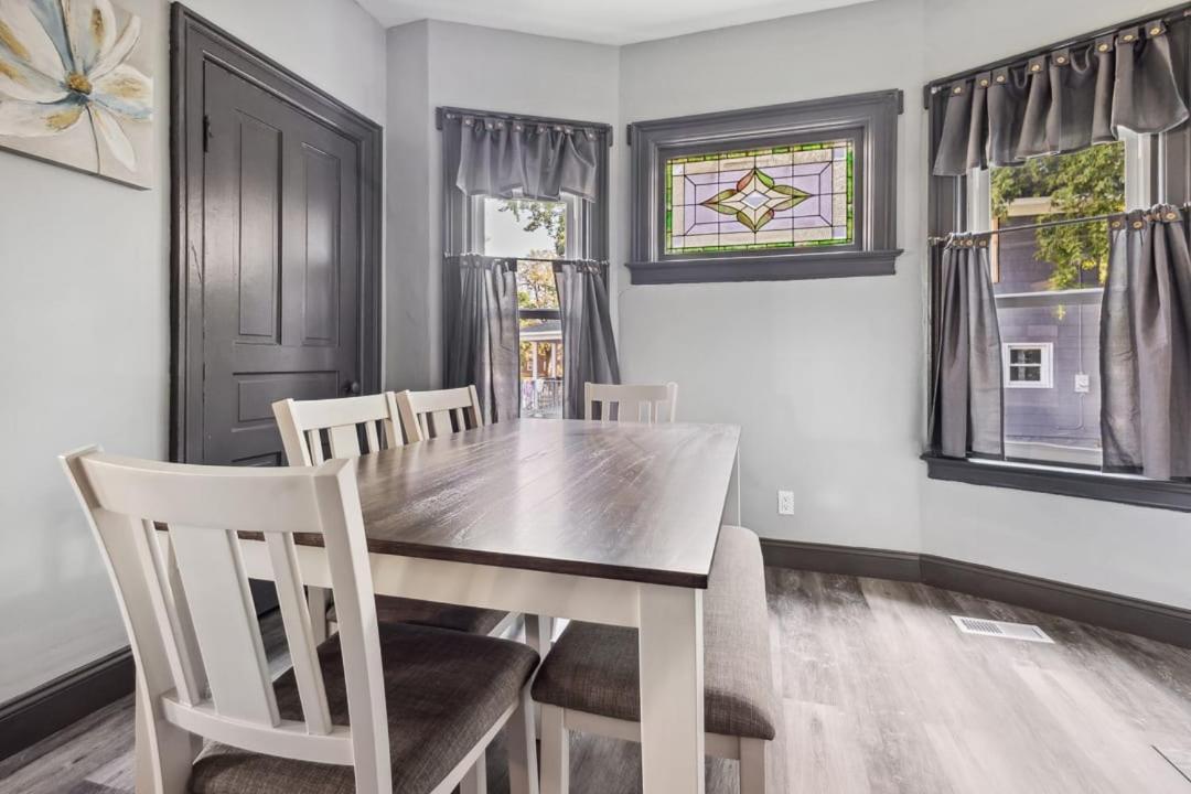 Spacious 6Br 2Ba Minutes For The Falls & Casino Niagara Falls Eksteriør bilde